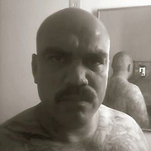 Meet your Posher, Luis